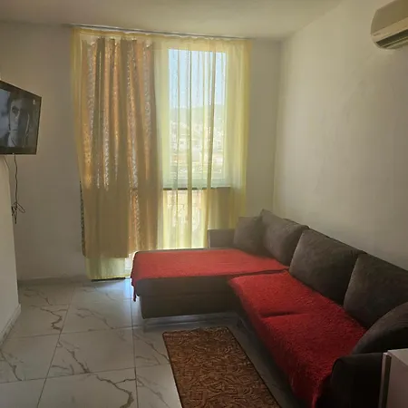 Apartman In Center *