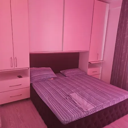 In Center Apartman